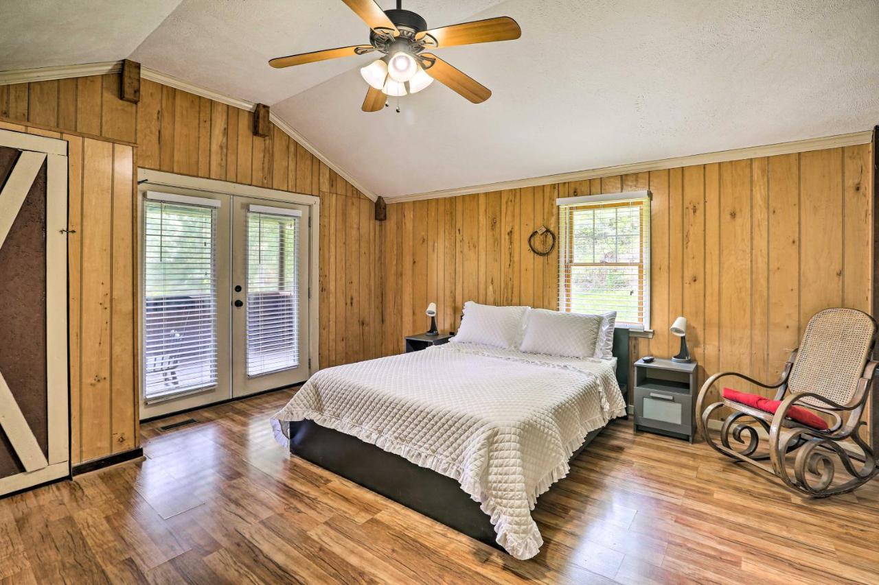 1950S Serenity Pond Cabin With View Peace And Quiet! Talladega Exterior foto